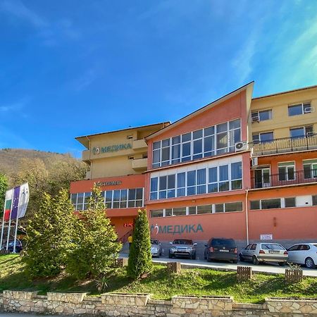 Отель Balneo Comlex Medica Narechen Narechenski Bani Экстерьер фото